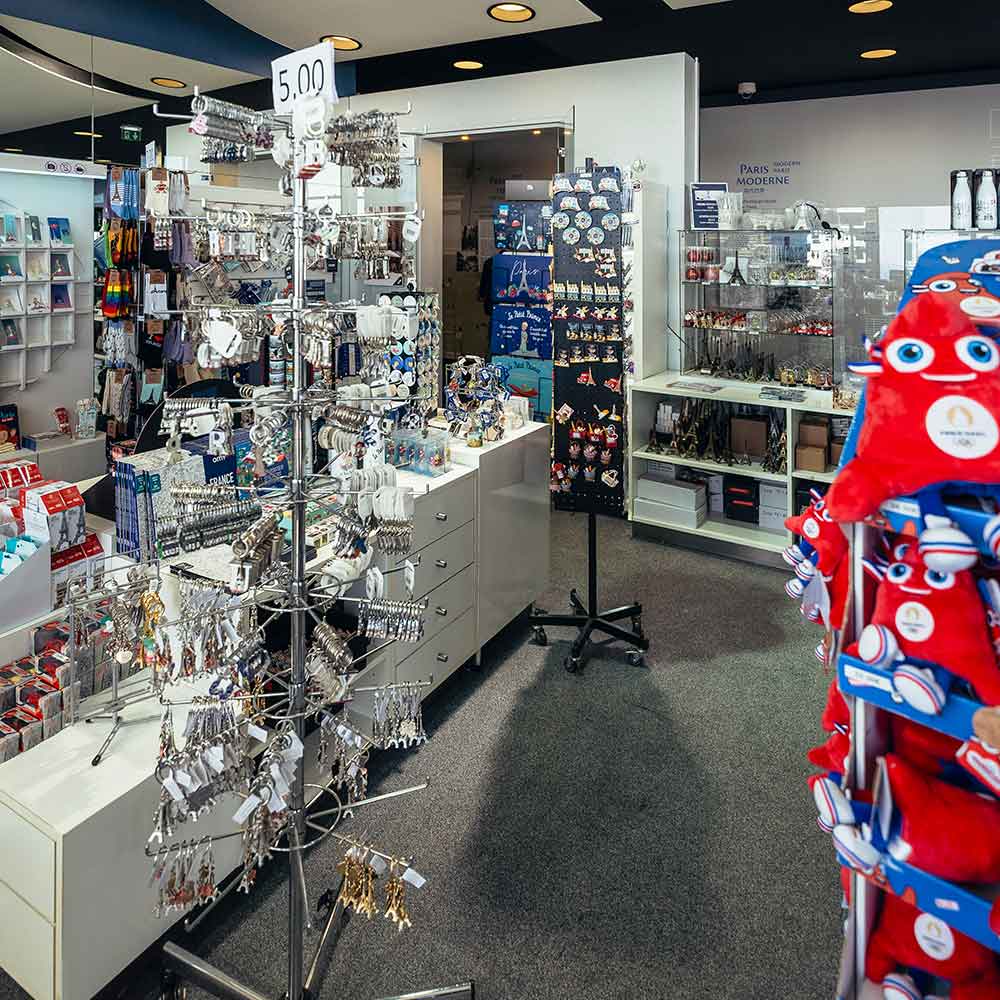 souvenir shop at paris montparnasse